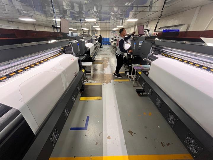 Wide-format JP2 sublimation printers
